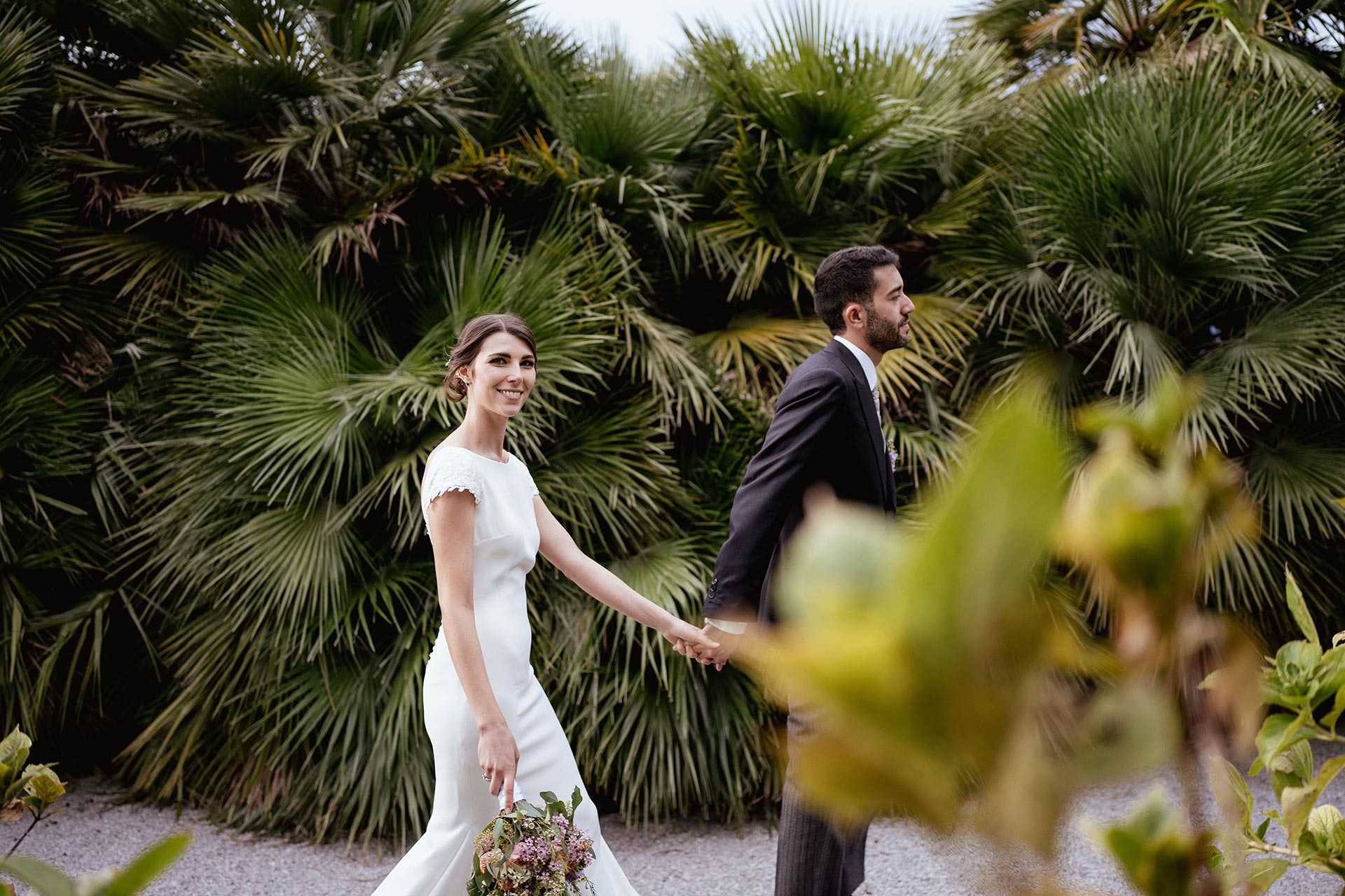 alessio-arrigoni-servizio-fotografico-matrimonio-cd-sposi-tra-le-piante Alessio Arrigoni servizio fotografico matrimonio C&D sposi tra le piante